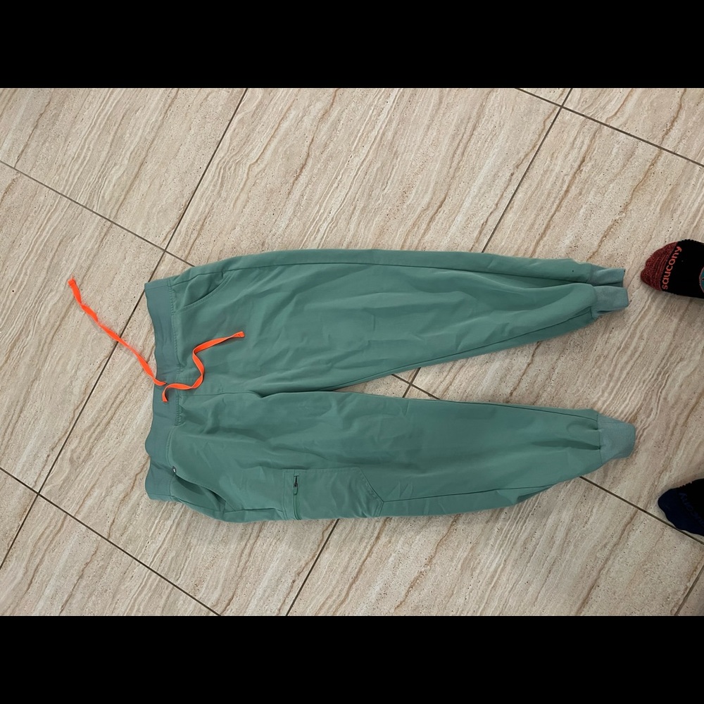 FIGS Zamora jogger pants